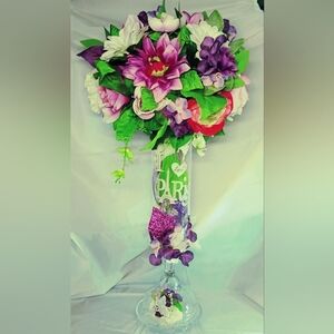 “Parisian Elegance Floral Centerpiece - Chic Purple & Pink wedding table Decor